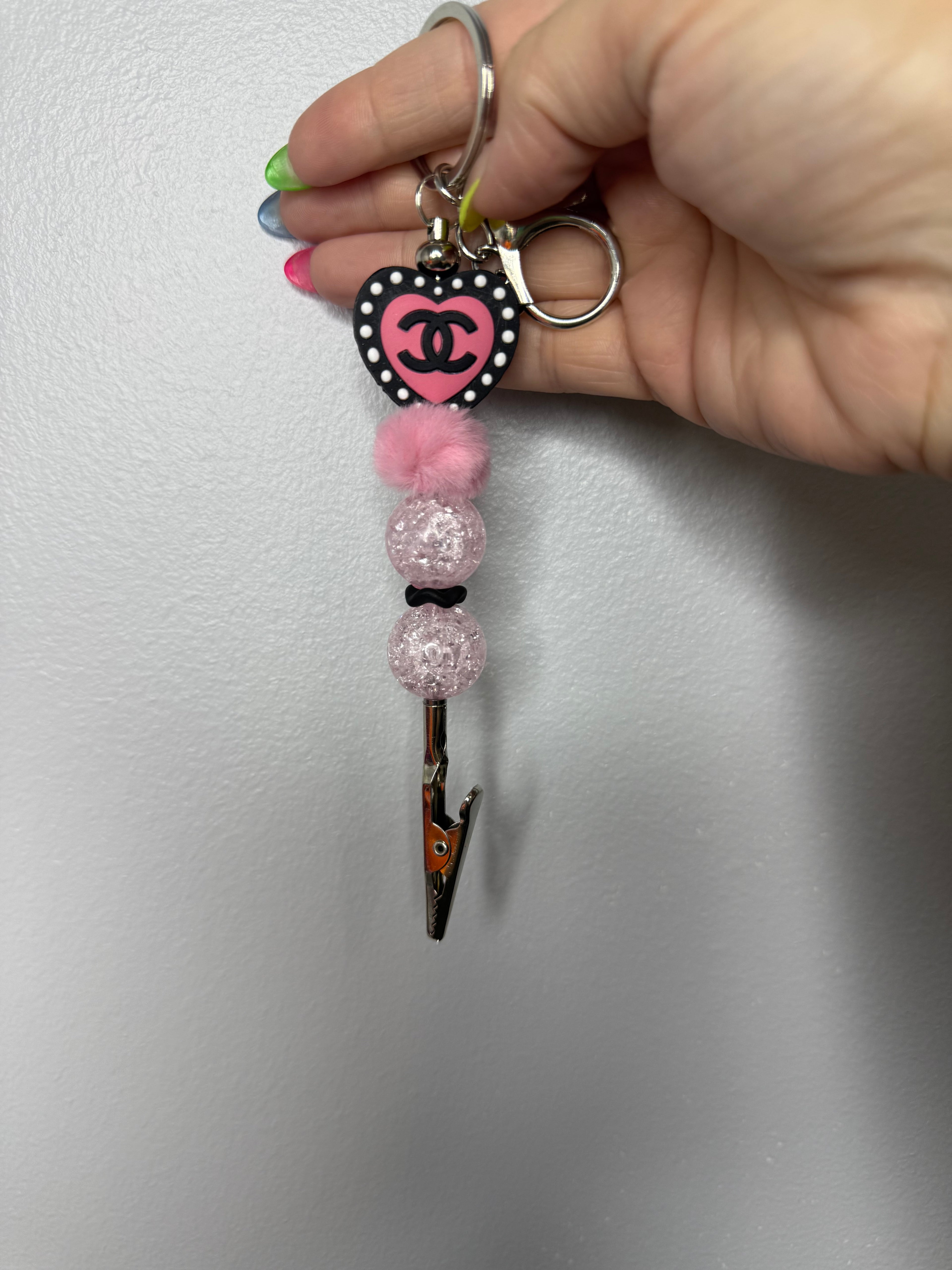 Roach clip / Card puller